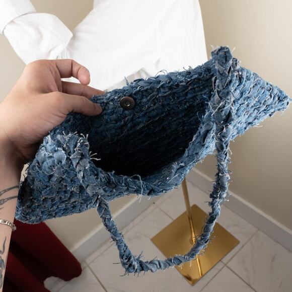 Upcycled denim crochet bag - Picture 6 of 6
